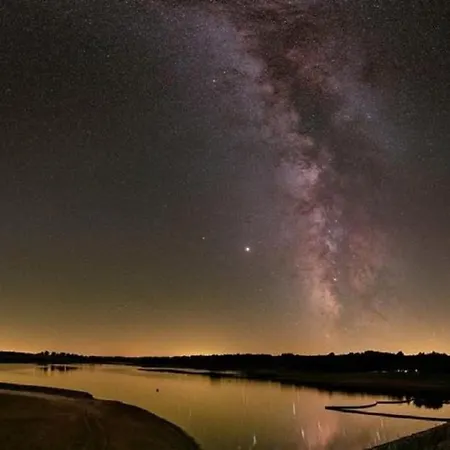 Feriehus Des Roses Oradour-Fanais