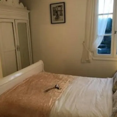 Holiday home Des Roses