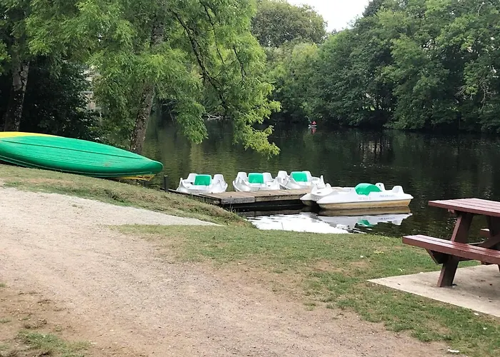 Des Roses * Oradour-Fanais